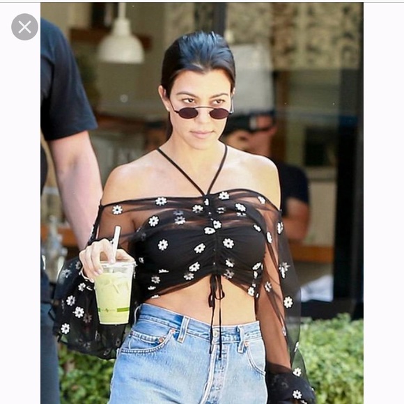 Alice McCall “You’re the one” black daisy top - Picture 3 of 6